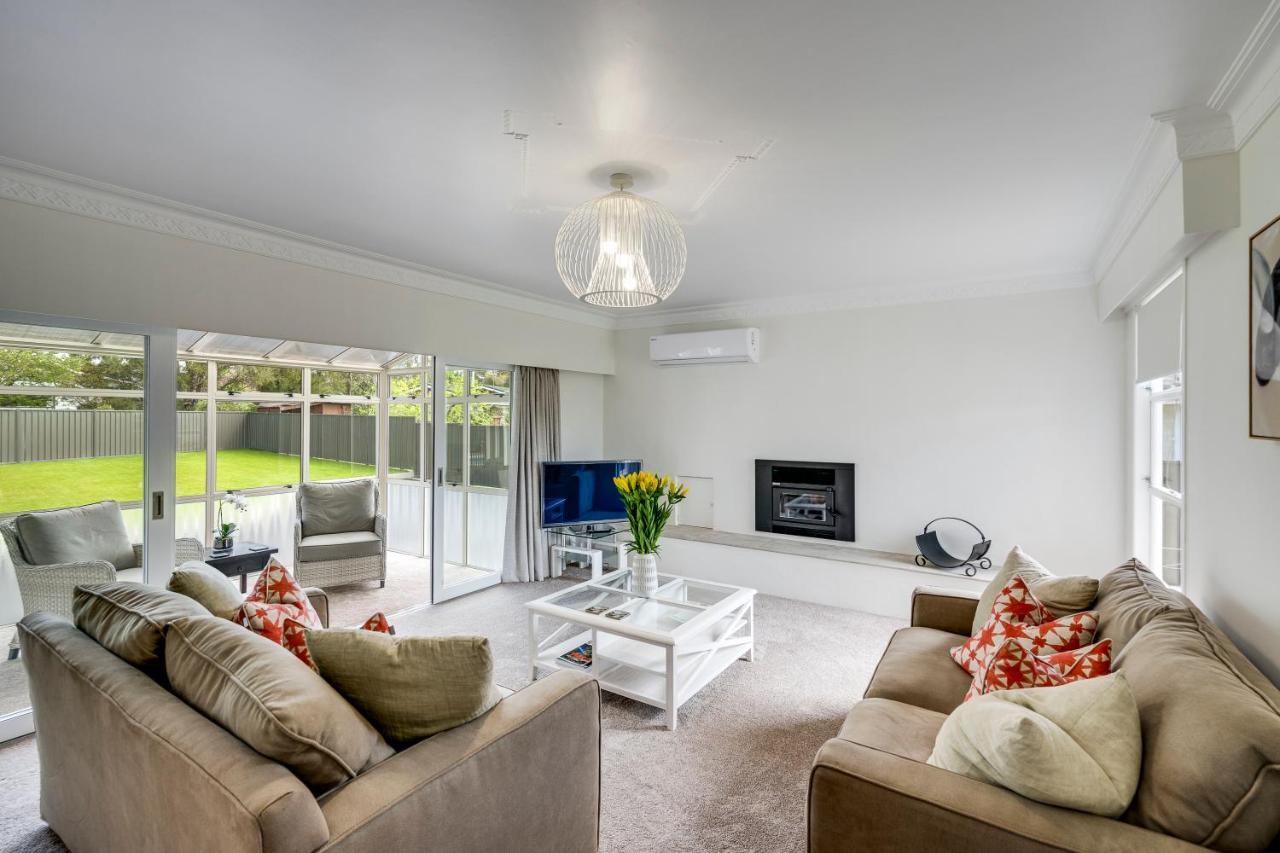 Belmont Pool Paradise - Havelock North Home ภายนอก รูปภาพ