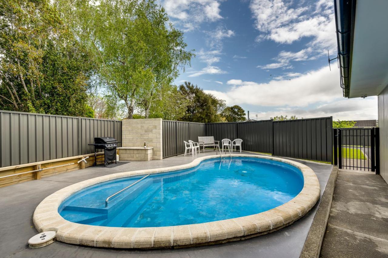 Belmont Pool Paradise - Havelock North Home ภายนอก รูปภาพ