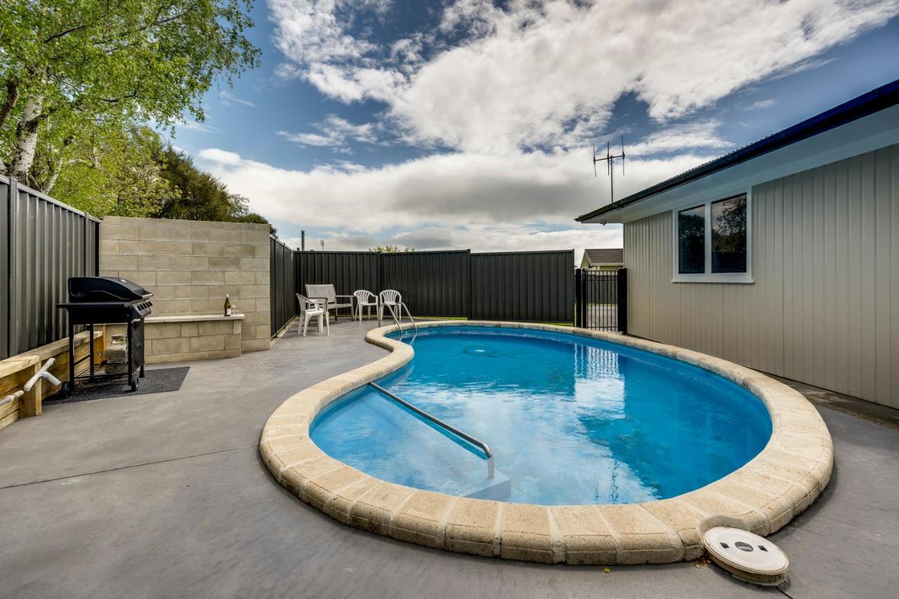 Belmont Pool Paradise - Havelock North Home ภายนอก รูปภาพ